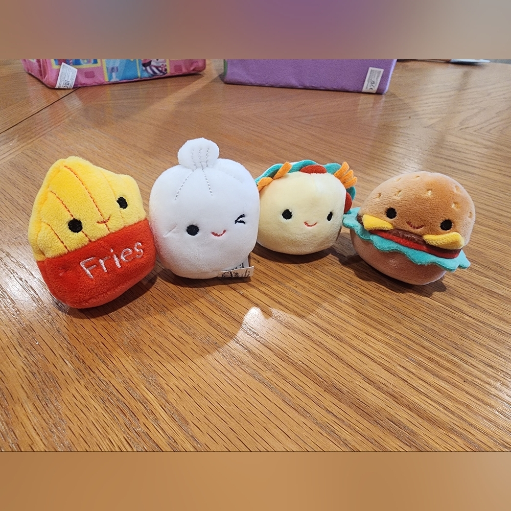 Squishmallows Squishville Scrumptious Squad plush minis set of 4